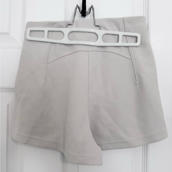 Lululemon Bone SoftStreme Ribbed Shorts - Picture 2 of 5